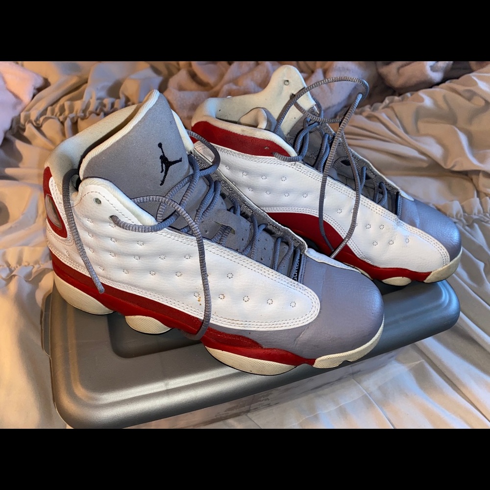 Retro Jordan 13’s size 6